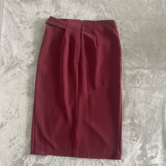 Forever 21‎ Burgundy Wrap Pencil Skirt|Size Medium - Picture 4 of 12